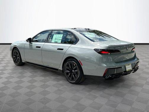 2025 BMW 760 i xDrive