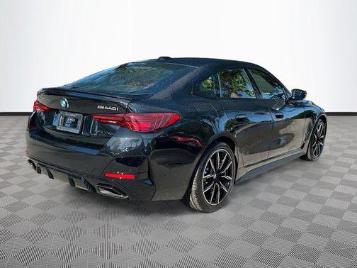 2026 BMW M440 i xDrive