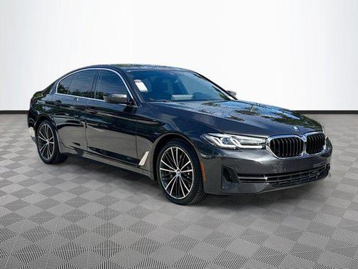 2022 BMW 530 i