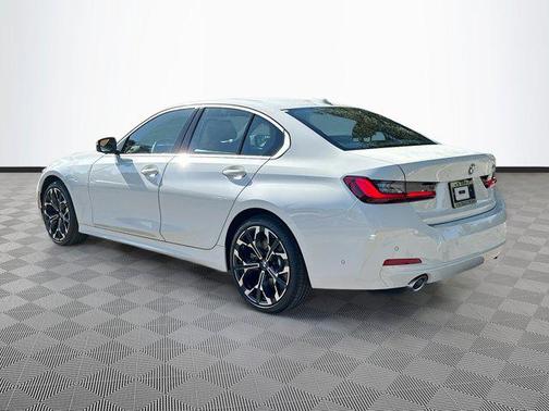 2025 BMW 330 330i Sedan