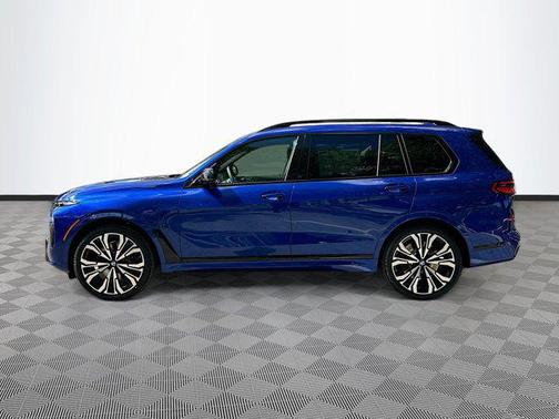 2026 BMW X7 M60i