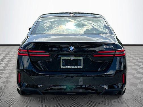 2026 BMW 530 i