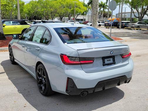 Brooklyn Grey Metallic 2026 BMW 330 330i