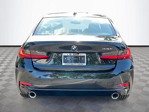 2025 BMW 330 330i Sedan