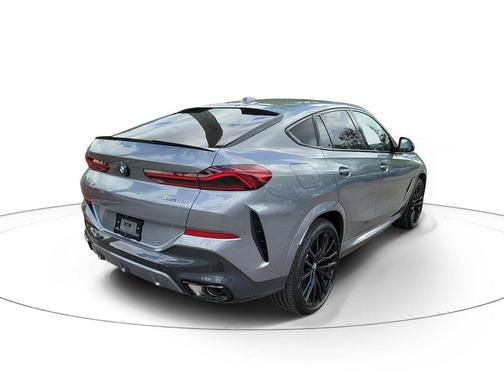 Skyscraper Grey Metallic 2027 BMW X6 xDrive40i