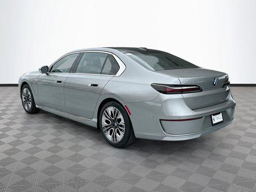 2025 BMW i7 eDrive50