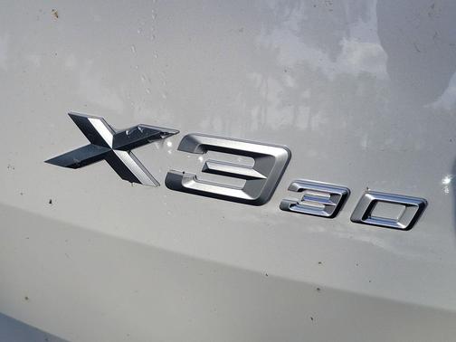 Mineral White Metallic 2026 BMW X3 30 xDrive