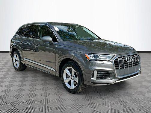 2023 Audi Q7 45 Premium