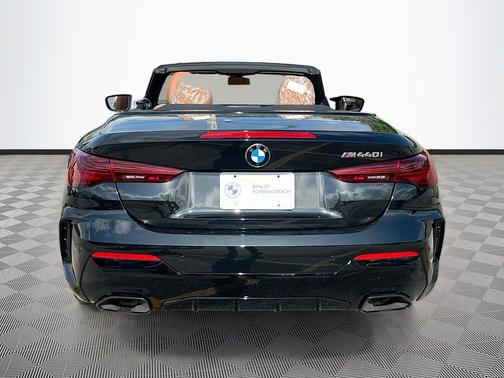 Black Sapphire Metallic 2026 BMW M440 i