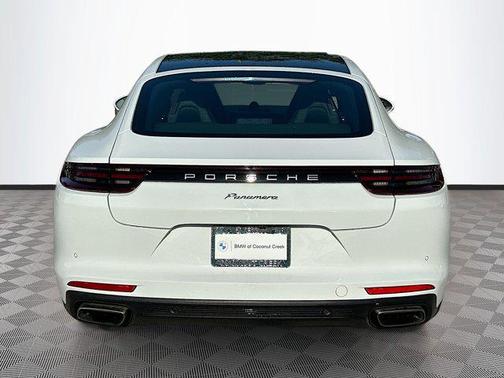 2020 Porsche Panamera 4