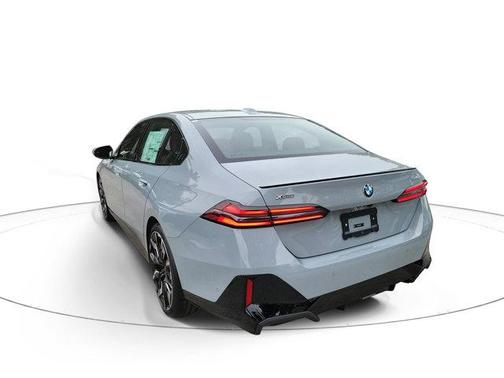 Brooklyn Grey Metallic 2026 BMW 540 xDrive