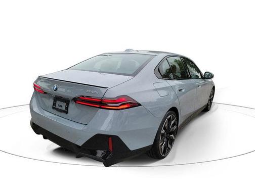 Brooklyn Grey Metallic 2026 BMW 540 xDrive