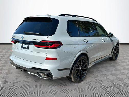 2026 BMW X7 xDrive40i