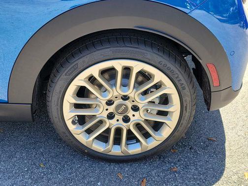 Icy Sunshine Bl 2026 MINI Hardtop Cooper S