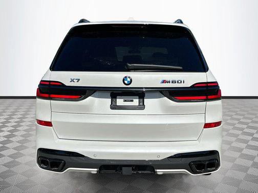 2026 BMW X7 M60i