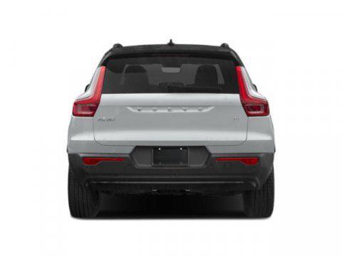 2021 Volvo XC40 T4 R-Design
