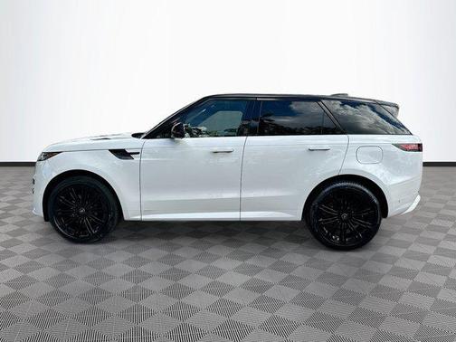 2025 Land Rover Range Rover Sport SE
