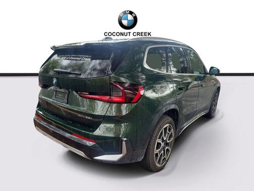 San Remo Green Metallic 2025 BMW X1 xDrive28i