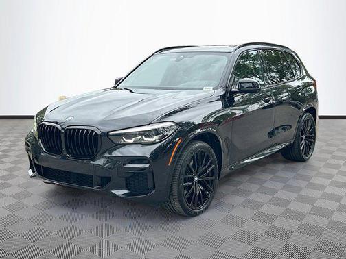 2022 BMW X5 M50i