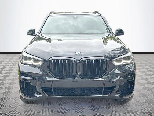 2022 BMW X5 M50i
