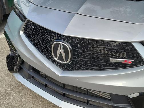 Lunar Silver Metallic 2025 Acura Integra Type S
