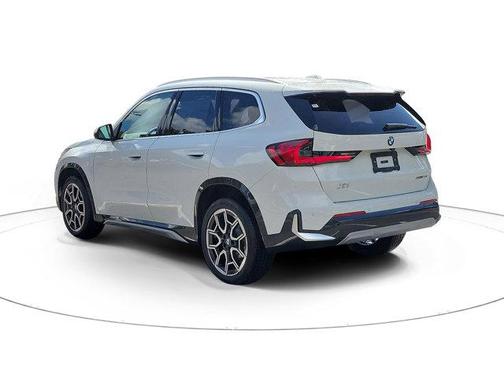 Alpine White 2026 BMW X1 xDrive28i