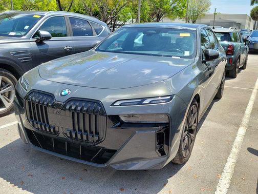 Dravit Grey Metallic 2023 BMW 760 i xDrive