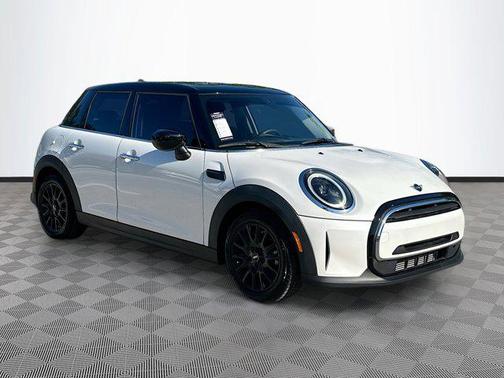 2023 MINI Hardtop Cooper