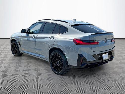 2025 BMW X4 M AWD