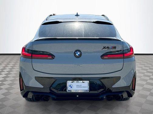 2025 BMW X4 M AWD