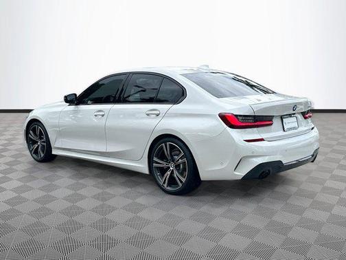 2022 BMW 330 330i