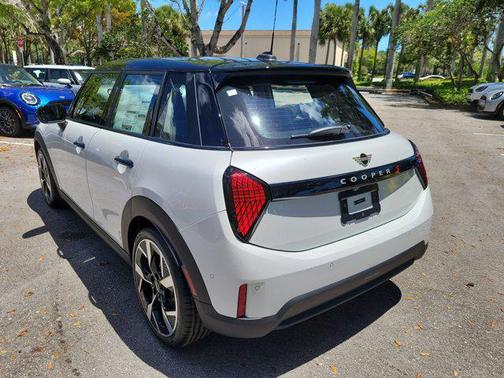 Nanuq White Metallic 2026 MINI Hardtop Cooper S