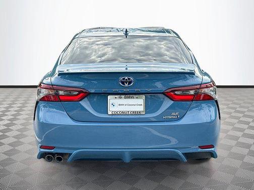 2024 Toyota Camry Hybrid SE