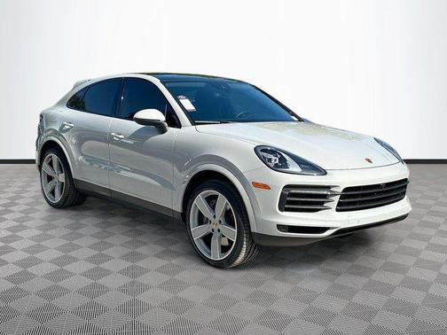 2022 Porsche Cayenne Platinum Edition
