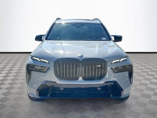 2026 BMW X7 M60i