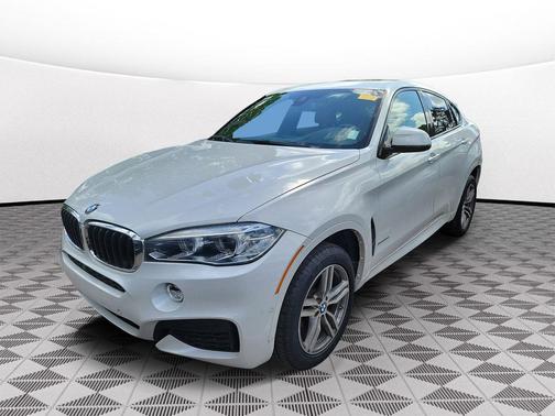 Mineral White Metallic 2019 BMW X6 xDrive35i
