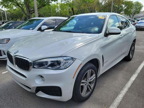 Mineral White Metallic 2019 BMW X6 xDrive35i