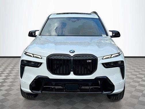 2026 BMW X7 M60i