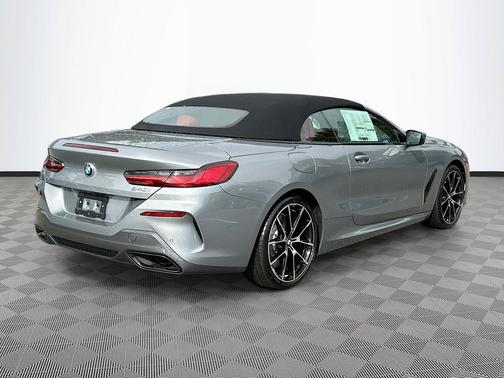 Skyscraper Grey Metallic 2026 BMW 840 i