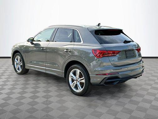 2020 Audi Q3 45 S line Premium