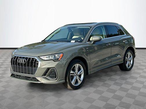 2020 Audi Q3 45 S line Premium