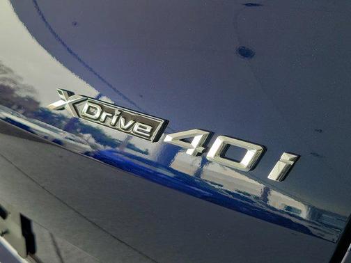 Tanzanite Blue II Metallic 2027 BMW X6 xDrive40i