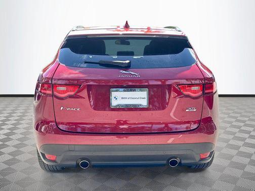 2018 Jaguar F-PACE 30t R-Sport