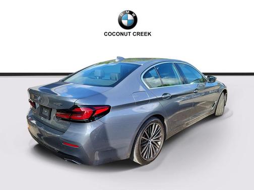 Skyscraper Gray Metallic 2023 BMW 530 i