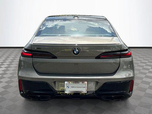 2025 BMW 760 i xDrive