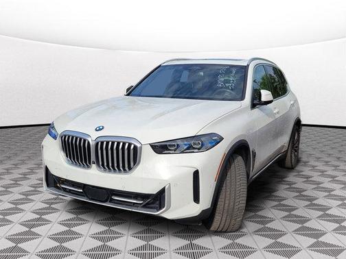 Alpine White 2024 BMW X5 sDrive40i