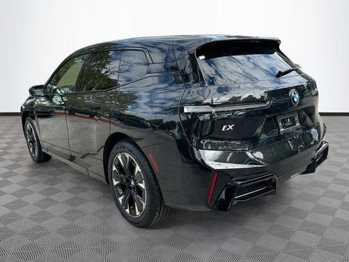 2026 BMW iX xDrive45