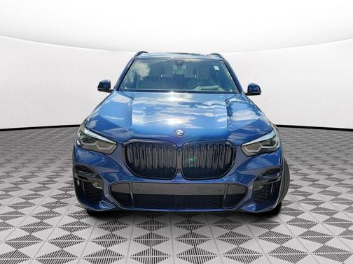 Phytonic Blue Metallic 2022 BMW X5 sDrive40i
