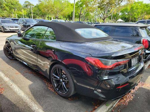 Black Sapphire Metallic 2021 BMW M440 i