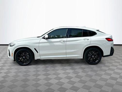 2025 BMW X4 xDrive30i